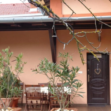 Nyírfa 4 – Két hálószobás Apartman