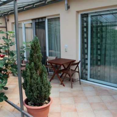 Nyírfa 5 – 5-ös Apartman