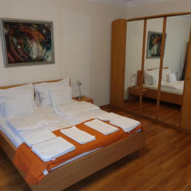 Nyírfa 4 – Két hálószobás Apartman