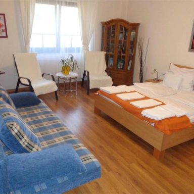 Nyírfa 4 – Két hálószobás Apartman